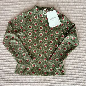 Petite Sézane floral top with button sleeve detail